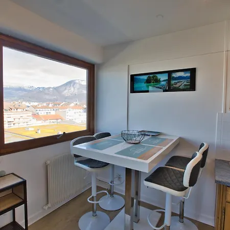 Le Sommet Citadin Avec Vue 公寓 *