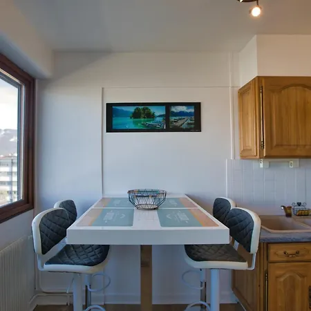 公寓 Le Sommet Citadin Avec Vue
