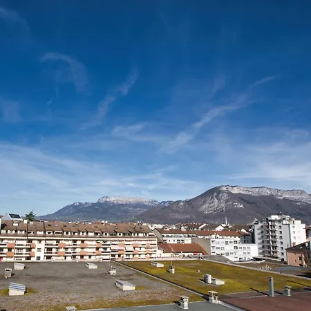 Le Sommet Citadin Avec Vue * 阿讷西