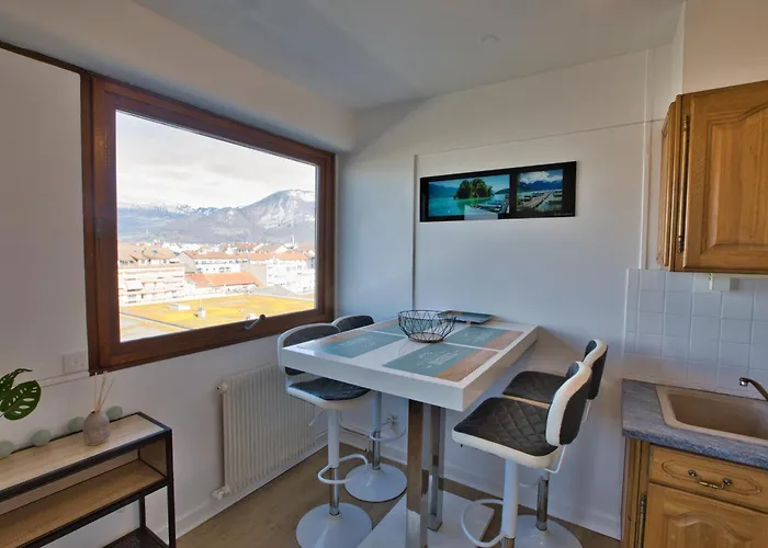 Le Sommet Citadin Avec Vue Lejlighed *