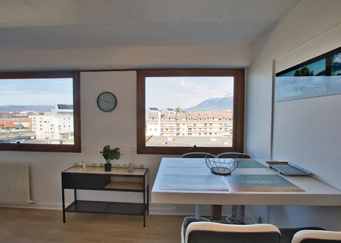 Le Sommet Citadin Avec Vue Lejlighed *